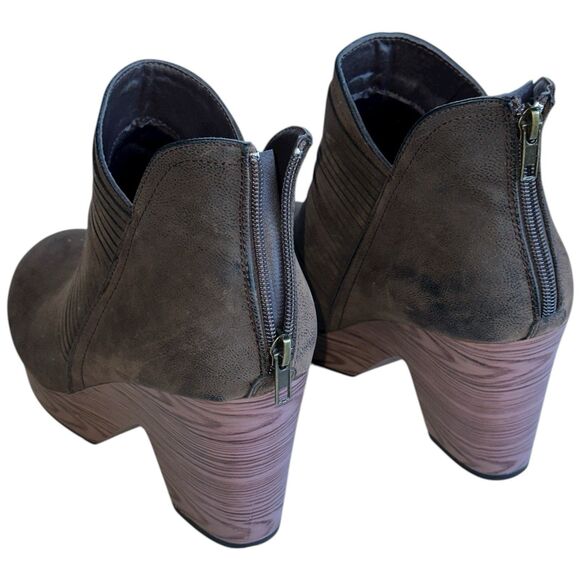 Pierre Dumas Suede Wedge Ankle Boots Women’s 8 Zip Platform Booties Taupe - Picture 7 of 15